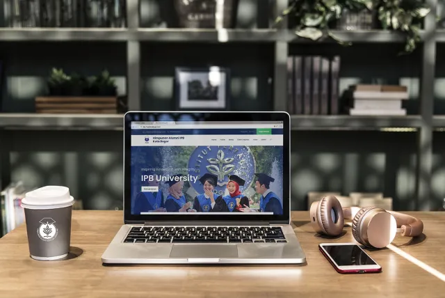 Peran Jasa Pembuatan Website dalam Pengembangan Aplikasi Mobile: Mengapa Penting untuk Bisnis Anda