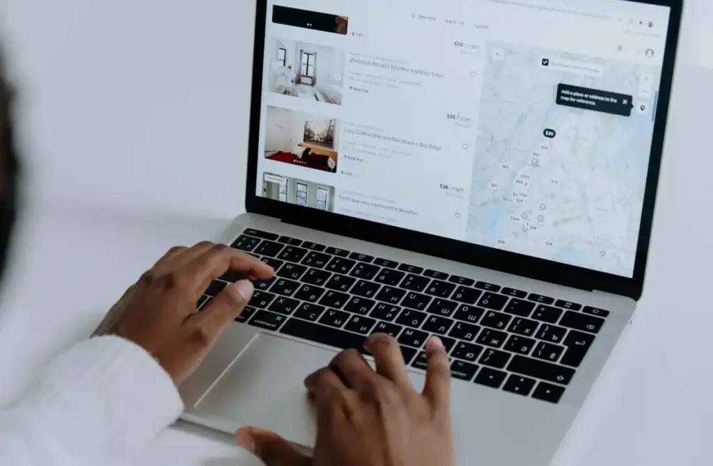 Aplikasi Mobile dan Web Custom dari juraganwebsite.com: Solusi Digital Sesuai Kebutuhan Bisnis Anda