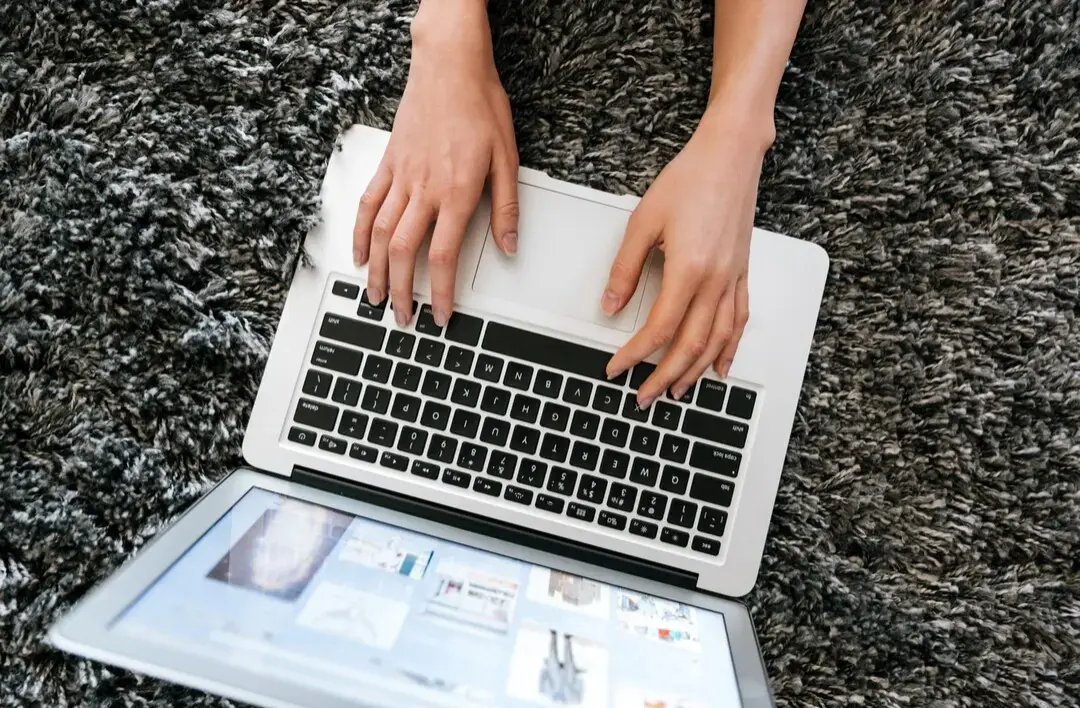 7 Rekomendasi Website  Murah untuk Pebisnis Online Pemula
