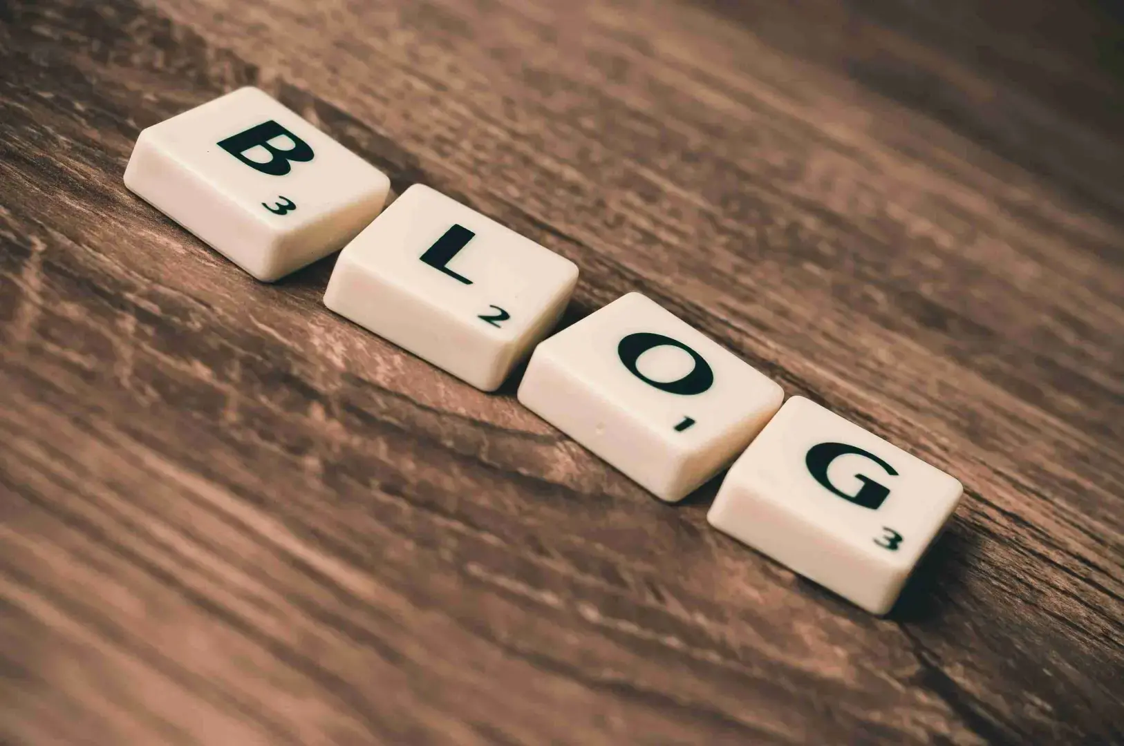 Bisnis di Kaimana Makin Digital: Saatnya Punya Website Sendiri, Bukan Sekadar Akun Sosial Media