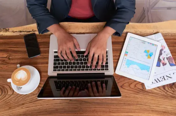 Kamu Bangga Jualan Online, Tapi Malu Buat Website? Aneh Gak Sih?